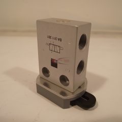 3/2-es nyomógombos szelep G1/8"