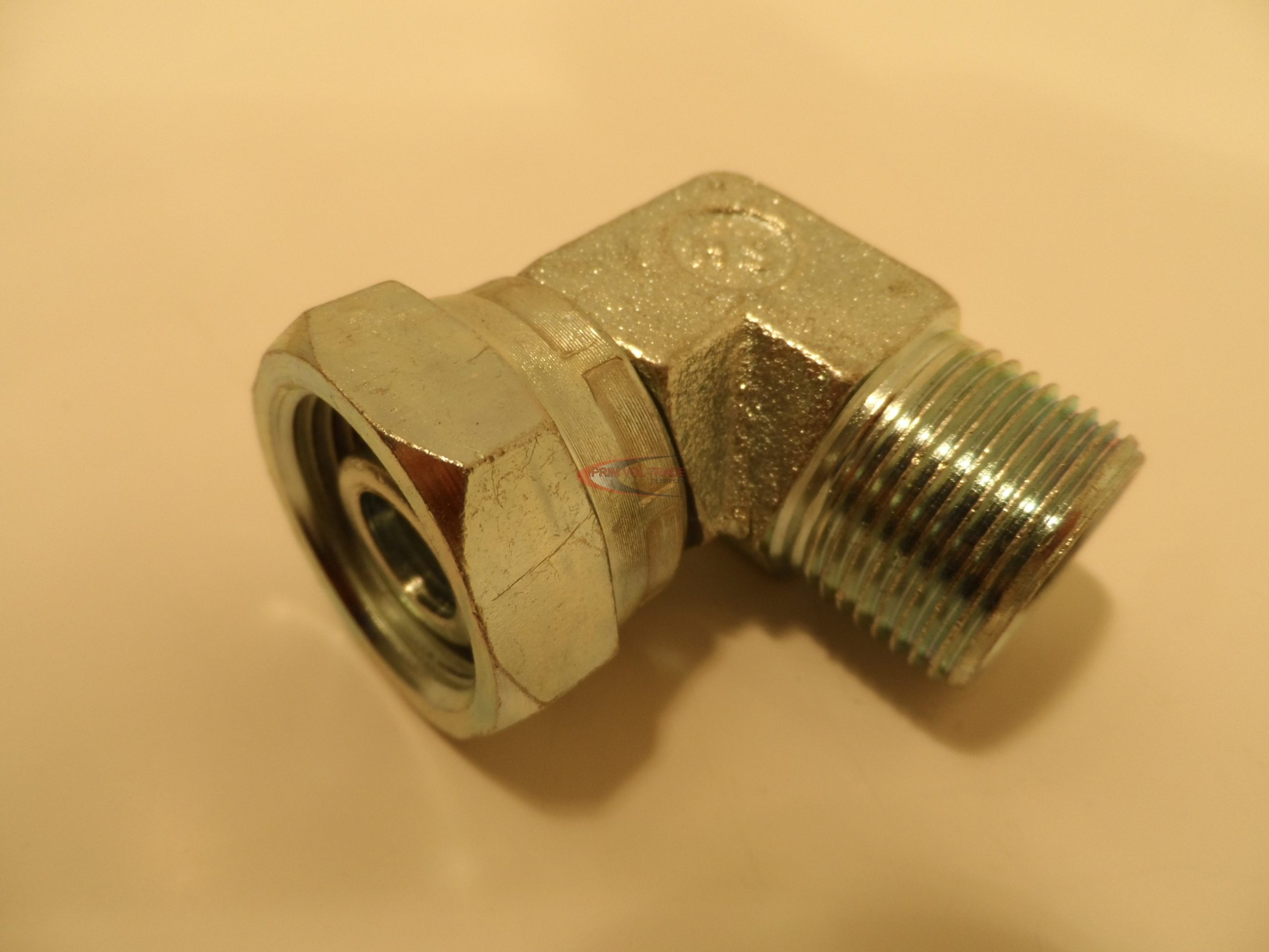 150319_0.jpg Könyök csatlakozó