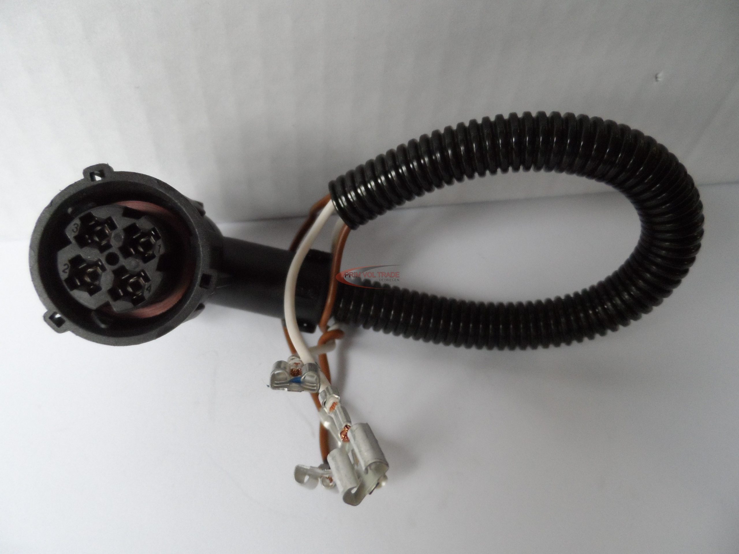 159405_0.jpg Elektromos csatlakozó kábellel