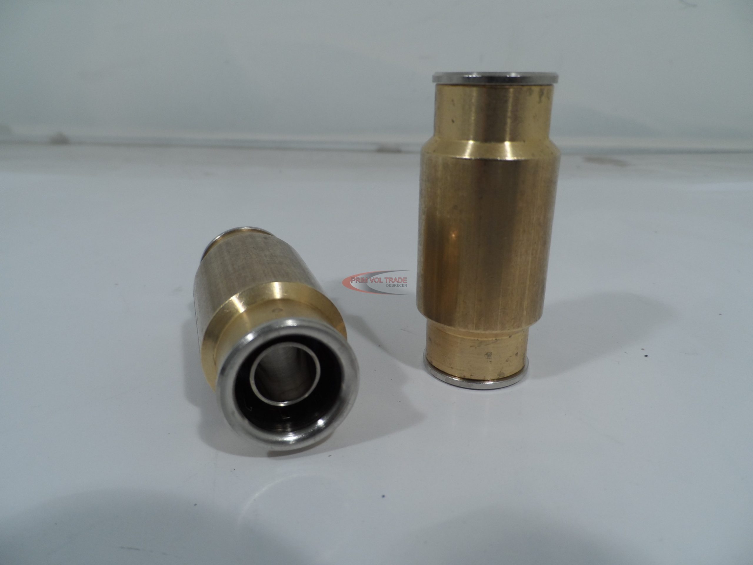 160565_0.jpg Gyorscsatlakozó egyenes 14 mm