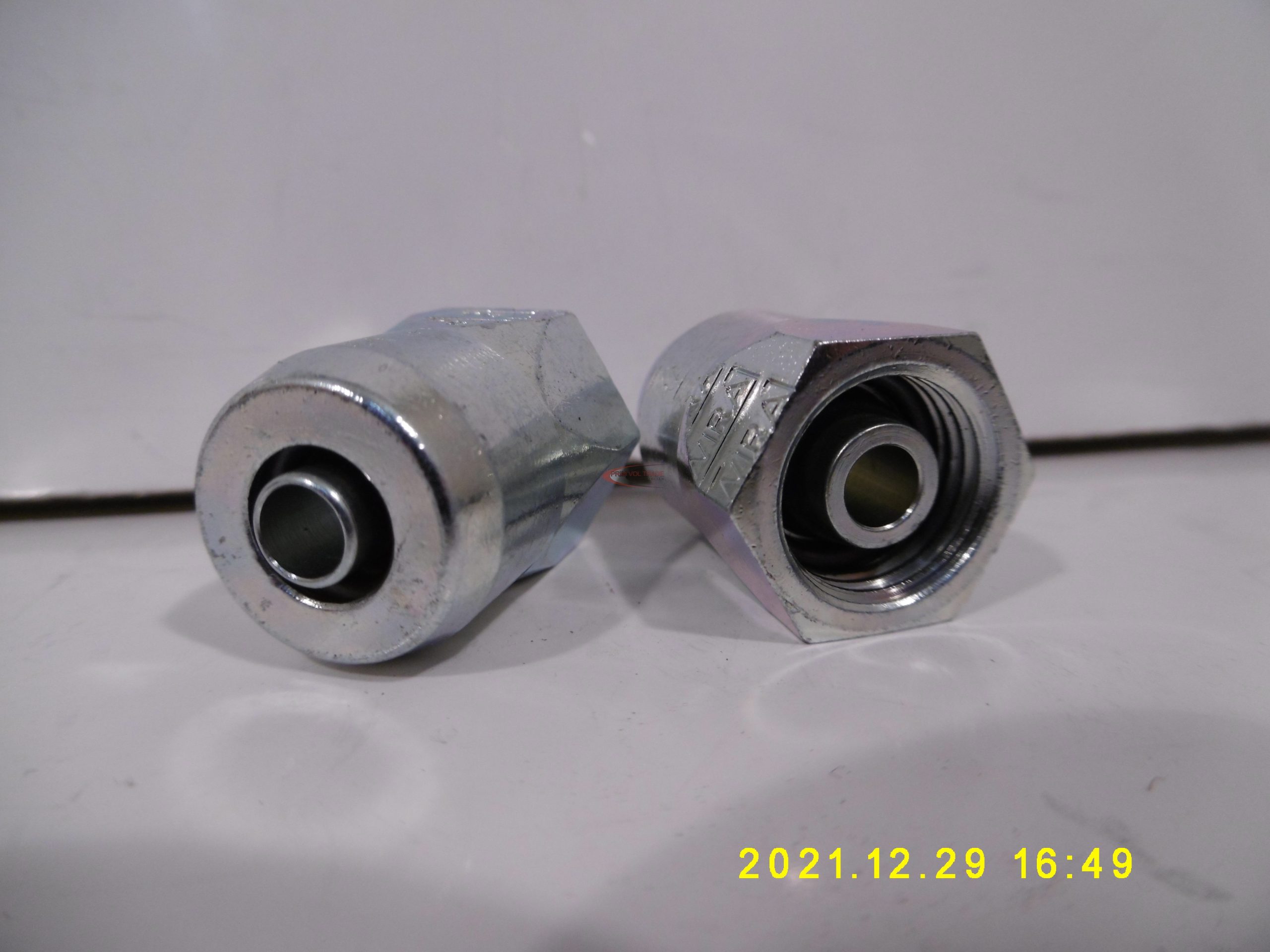 247036_0.jpg Gyorscsatlakozó WIRA M16X1,5/10X1