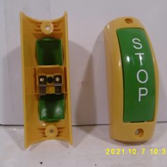 Stop gomb sárga burkolattal
