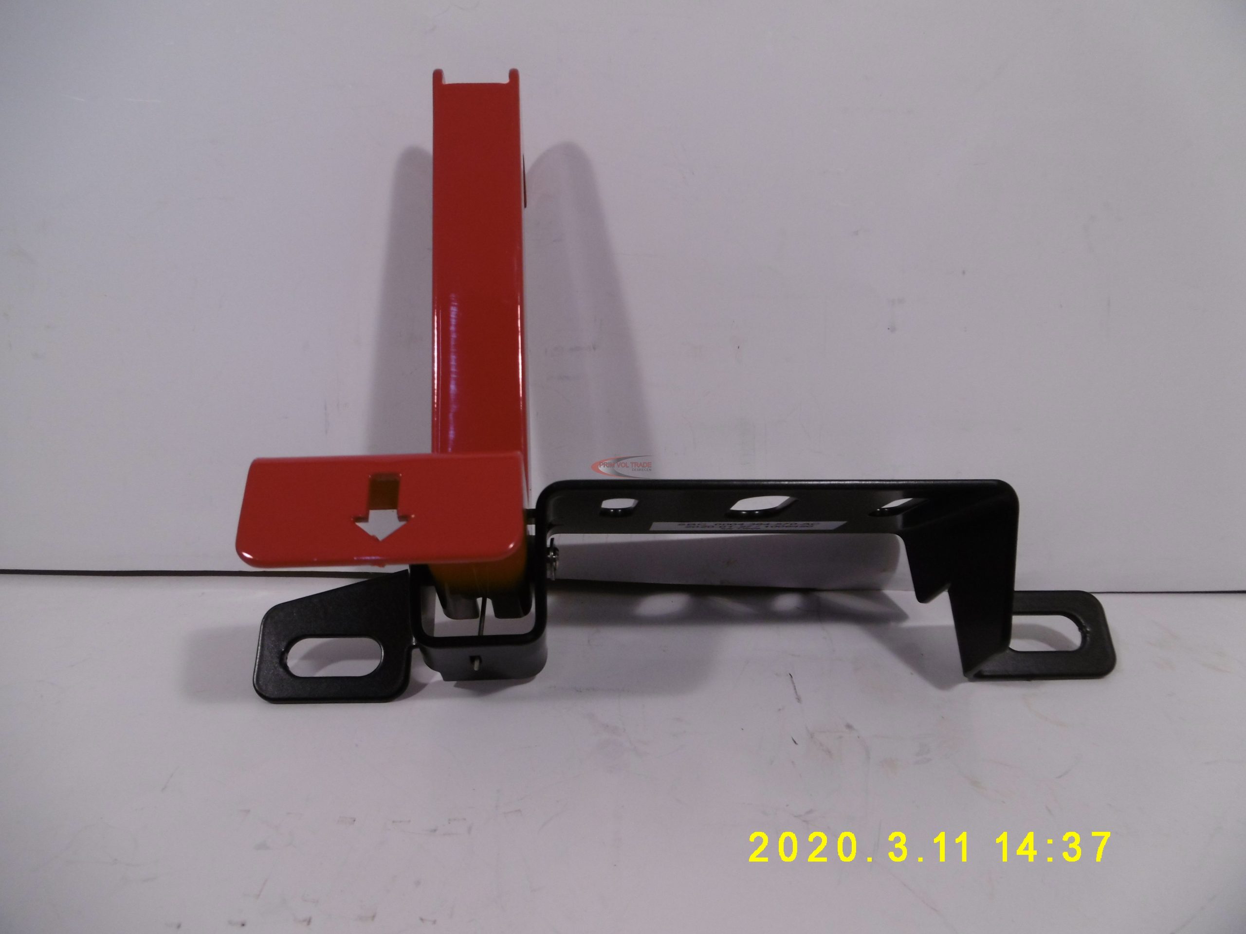 298047_0.jpg zsanér