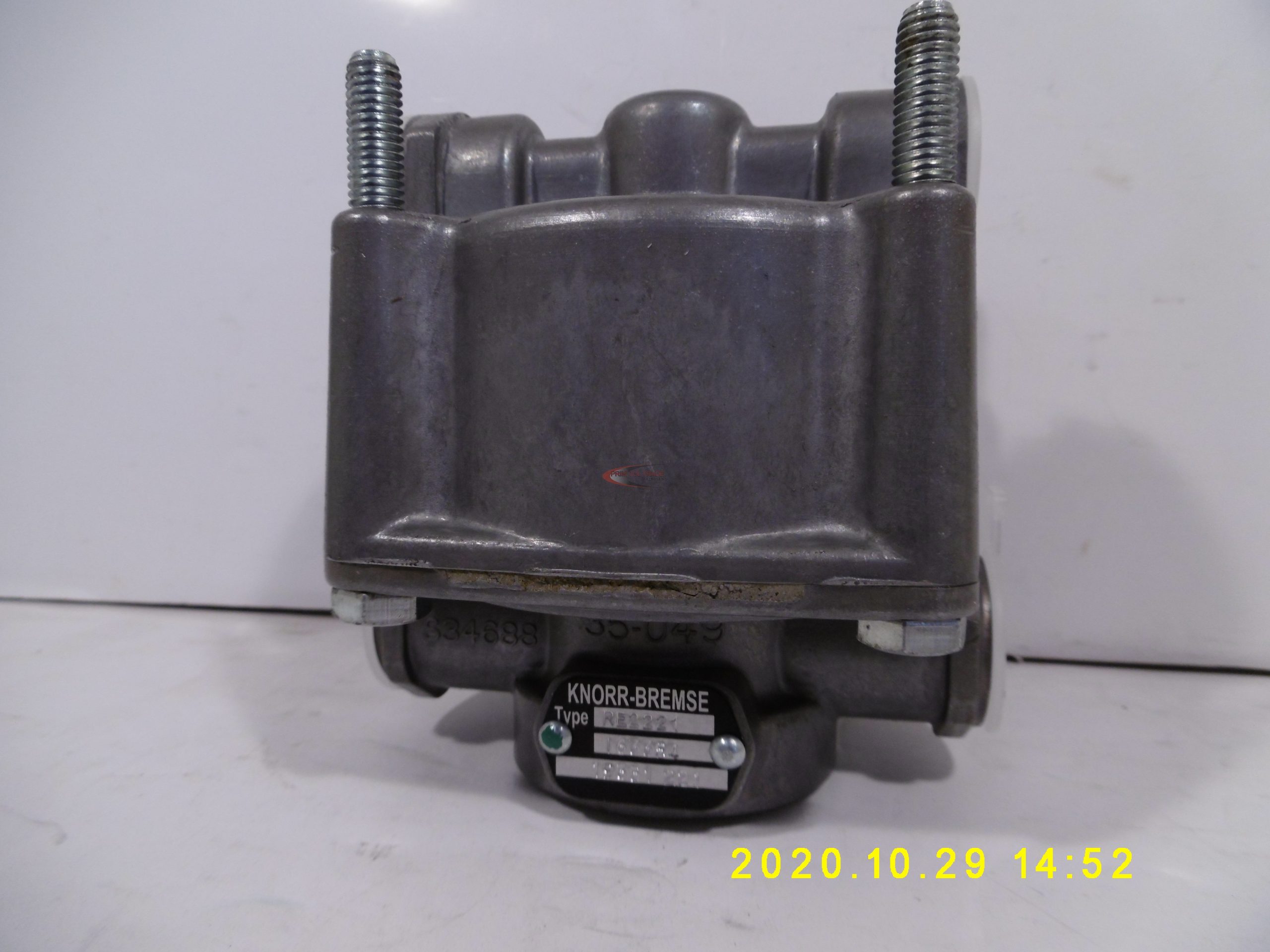 303098_0.jpg Relészelep RE2221