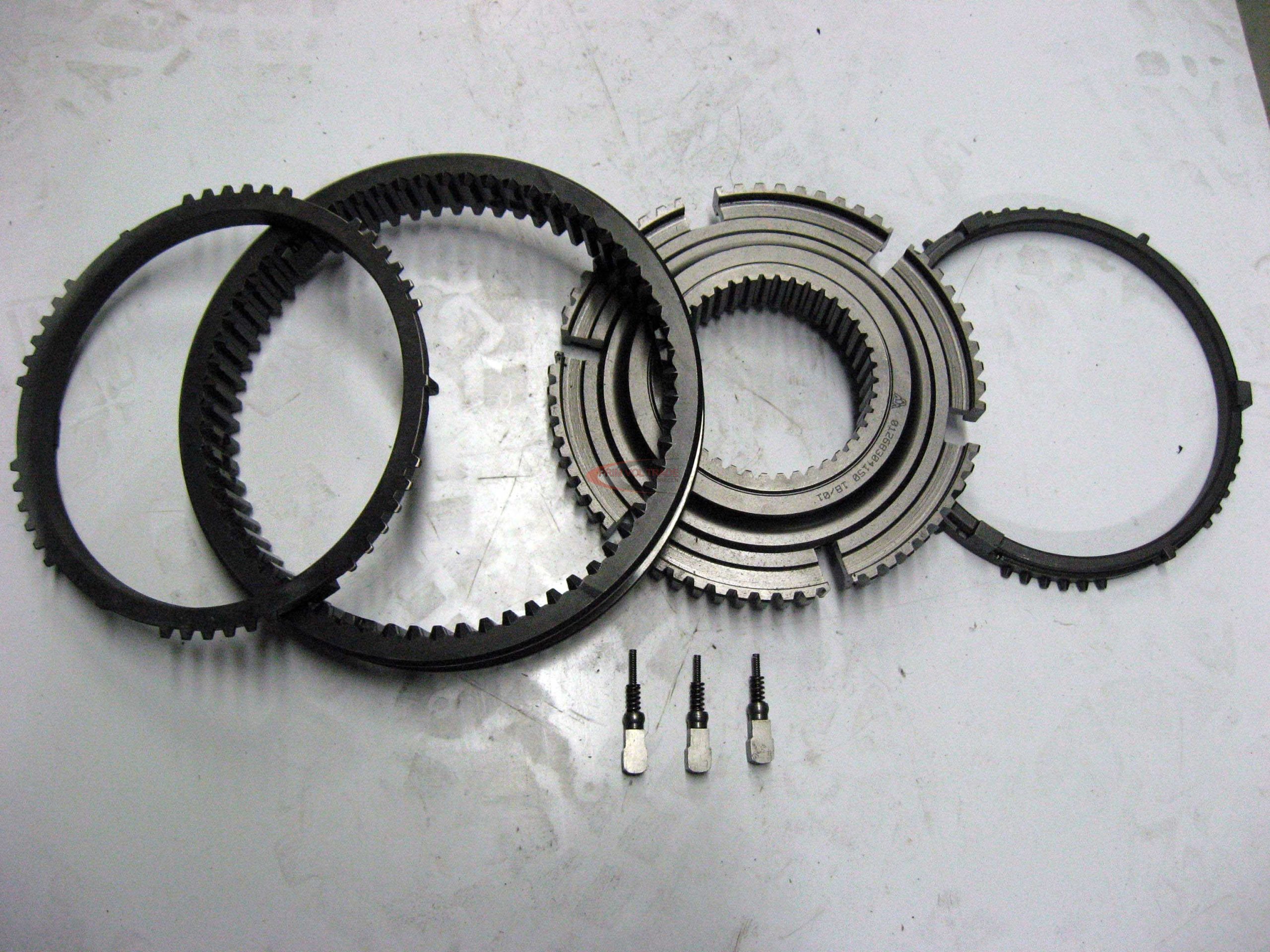3174_0.jpg Szinkron I-II.