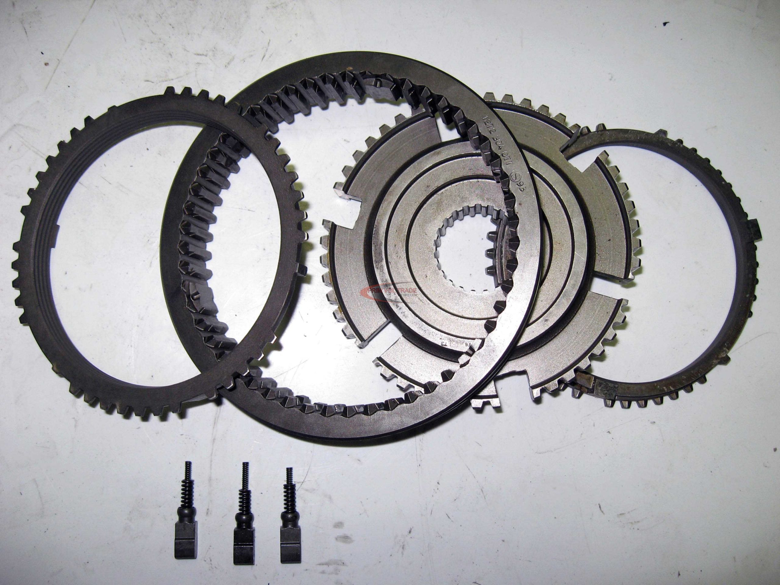 3176_0.jpg Szinkron V-VI.