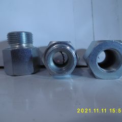 Közcsavar M22x1,5-M16x1,5 KB-s menettel