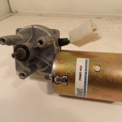 Ablaktörlő motor