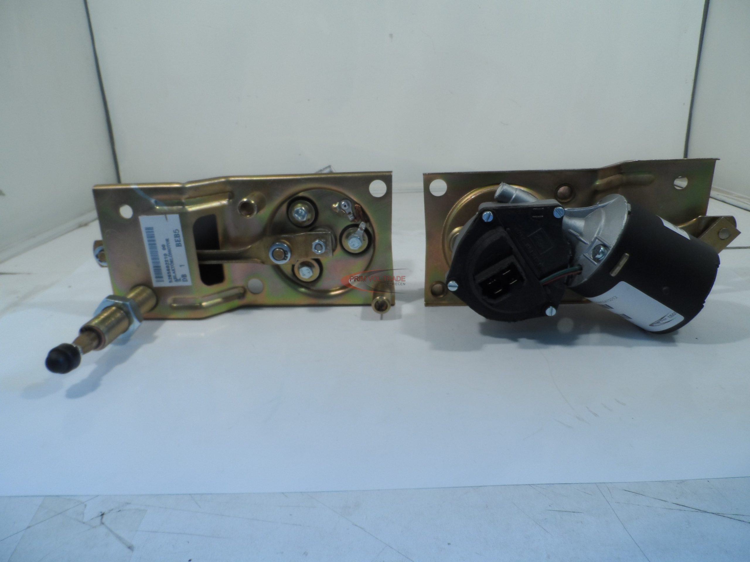 3578_0.jpg Ablaktörlő motor kpl.bal