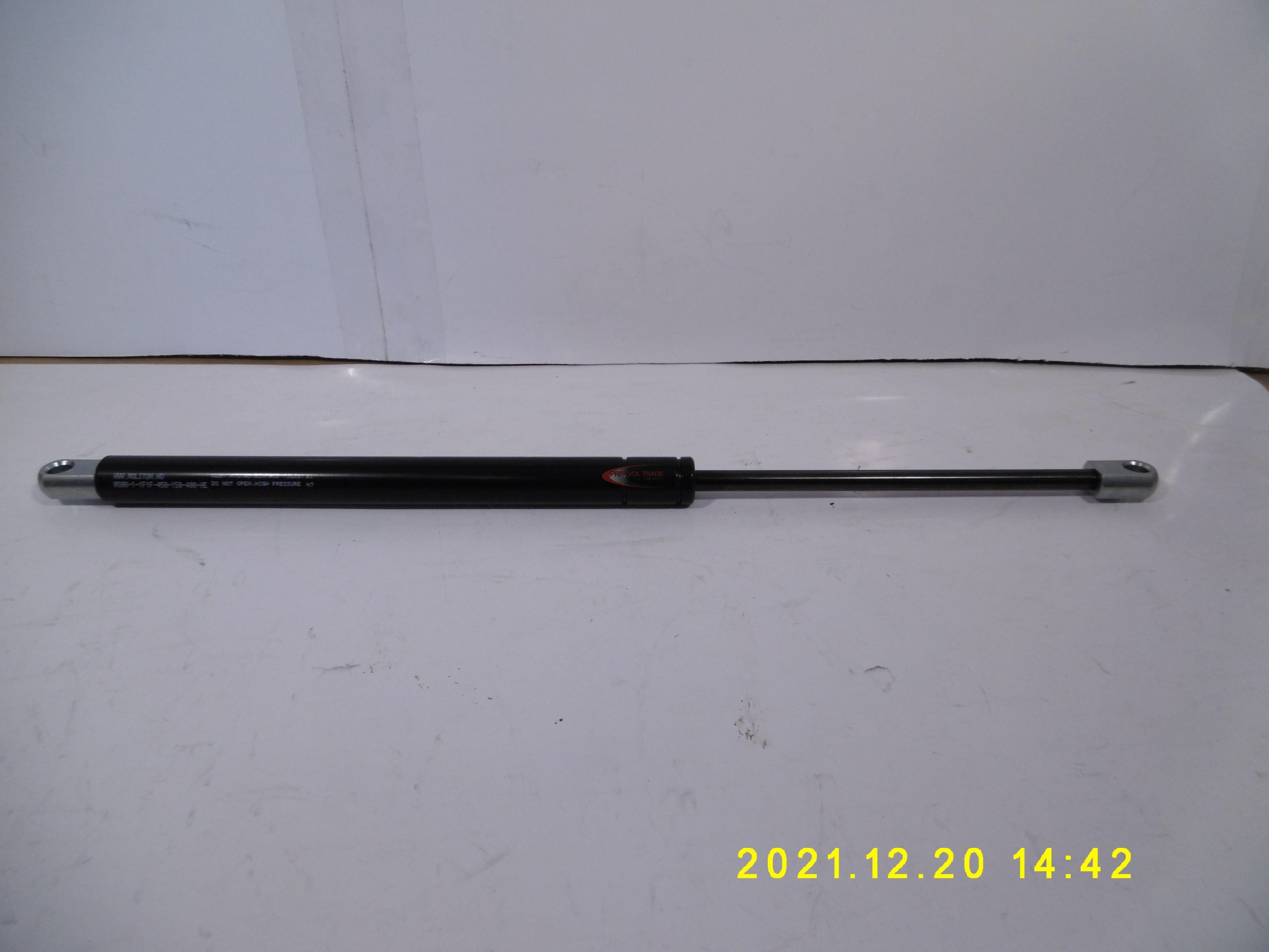 93610_0.jpg Gázrugó 450-150-400 4229